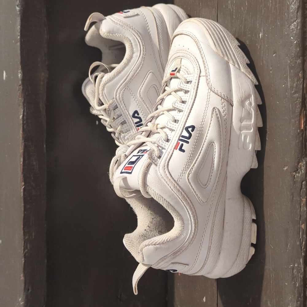 Girls size 6.5 white Fila